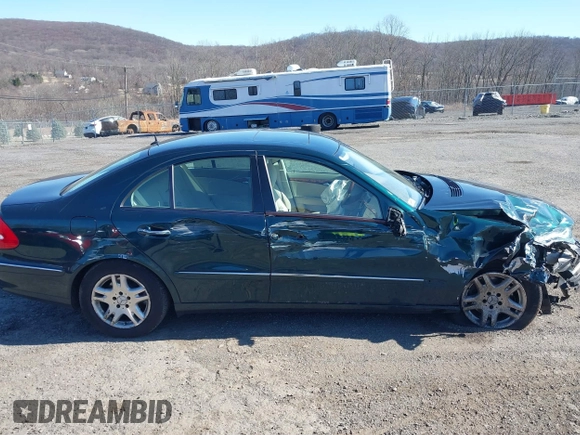 2006 Mercedes-Benz E 350 with VIN WDBUF87J26X187883, listed as a IAAI auction lot 41832453 with 194,619 mi miles and . Bid and sale history available at carsss.com. Image 13.