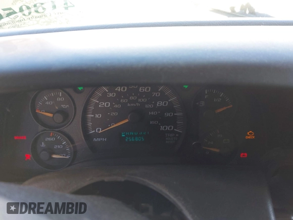 2007 GMC Savana Cargo with VIN 1GTGG25V771121736, listed as a IAAI auction lot 41805051 with 256,805 mi miles. Bid and sale history available at carsss.com. Image 7.