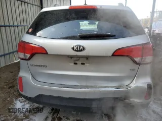 2015 Kia Sorento LX with VIN 5XYKTDA71FG607305, listed as a Copart auction lot 45190415 with 93,535 mi miles and Salvage Title. Bid and sale history available at carsss.com. Image 6.