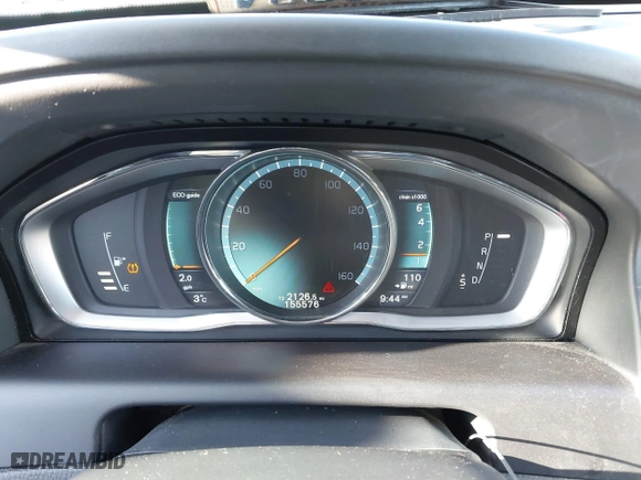 2016 Volvo XC60 T5 Premier with VIN YV4612RK5G2842318, listed as a IAAI auction lot 41743162 with 155,576 mi miles. Bid and sale history available at carsss.com. Image 7.