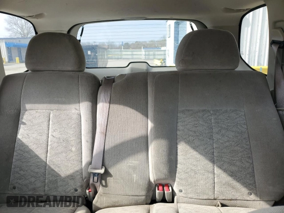 2005 GMC Envoy SLT with VIN 1GKDT13S452303889, listed as a Copart auction lot 44611745 with 177,462 mi miles and Salvage Title. Bid and sale history available at carsss.com. Image 10.