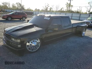 1996 Chevrolet Silverado 3500 z VIN 1GCHC33J3TF020647, wystawiony jako Copart lot #79541644 z przebiegiem Nie podano mil oraz Nie do naprawy • Non repairable. Historia ofert i sprzedaży dostępna na DreamBid. Obrazek 1.
