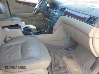2003 Lexus ES with VIN JTHBF30G530122037, listed as a IAAI auction lot 42051319 with Not Provided miles. Bid and sale history available at carsss.com. Image 5.