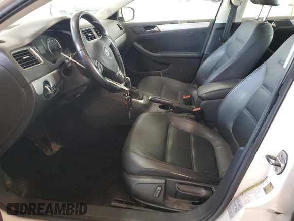2013 Volkswagen Jetta SE with VIN 3VWDP7AJ9DM355097, listed as a Copart auction lot 62065445 with 196,943 mi miles and Salvage title. Bid and sale history available at DreamBid. Image 7.