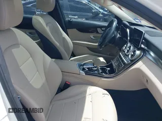 2015 Mercedes-Benz C 300 Luxury with VIN 55SWF4KB9FU041010, listed as a IAAI auction lot 42552629 with 137,001 mi miles and . Bid and sale history available at DreamBid. Image 5.
