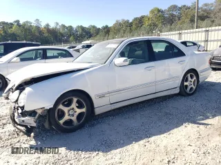 2001 Mercedes-Benz E-Class with VIN WDBJF70J11B285493, listed as a Copart auction lot 77170114 with 226,226 mi miles and Salvage Title. Bid and sale history available at carsss.com. Image 1.
