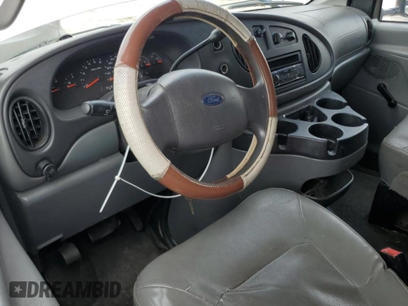 2008 Ford Econoline Cargo Commercial with VIN 1FTNE24W68DA63092, listed as a Copart auction lot 50816305 with 298,726 mi miles and Salvage Title. Bid and sale history available at DreamBid. Image 8.