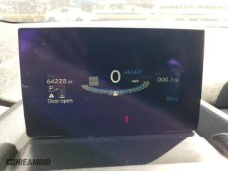 2017 BMW i3 with VIN WBY1Z6C36HV950069, listed as a Copart auction lot 40074743 with 64,228 mi miles. Bid and sale history available at carsss.com. Image 9.