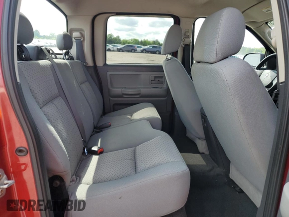2008 Dodge Dakota Bighorn/Lonestar z VIN 1D7HE38K98S599465, wystawiony jako Copart lot #57168725 z przebiegiem 190 913 mil mil oraz Szkoda całkowita • Salvage title. Historia ofert i sprzedaży dostępna na DreamBid. Obrazek 10.