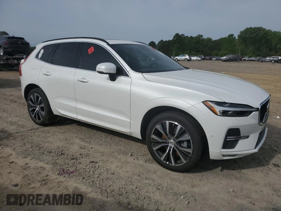 2022 Volvo XC60 Momentum z VIN YV4L12DK1N1046064, wystawiony jako Copart lot #53735775 z przebiegiem 47 449 mil mil oraz Szkoda całkowita • Salvage title. Historia ofert i sprzedaży dostępna na DreamBid. Obrazek 4.
