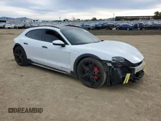 2022 Porsche Taycan 4S z VIN WP0BB2Y15NSA71463, wystawiony jako Copart lot #45126285 z przebiegiem 24 916 mil mil oraz Szkoda całkowita • Salvage title. Historia ofert i sprzedaży dostępna na DreamBid. Obrazek 4.