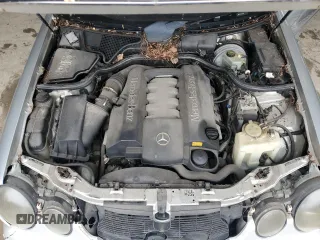 2000 Mercedes-Benz E-Class with VIN WDBJF70J7YB142395, listed as a Copart auction lot 53849225 with 138,289 mi miles and Clean Title. Bid and sale history available at carsss.com. Image 11.