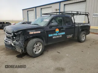 2011 Chevrolet Silverado 1500 LT with VIN 1GCRKSE31BZ207365, listed as a Copart auction lot 49411315 with 174,204 mi miles and Salvage Title. Bid and sale history available at carsss.com. Image 1.