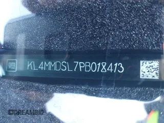 2023 Buick Encore GX Select с VIN KL4MMDSL7PB018413, выставлен на аукционе IAAI как лот 41657392 с пробегом 60 166 миль миль и . История ставок и продаж доступна на DreamBid. Изображение 9.