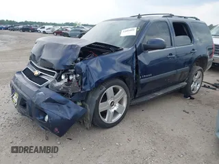 2007 Chevrolet Tahoe LT z VIN 1GNFC13067R201692, wystawiony jako IAAI lot #42084896 z przebiegiem 260 159 mil mil oraz . Historia ofert i sprzedaży dostępna na DreamBid. Obrazek 17.