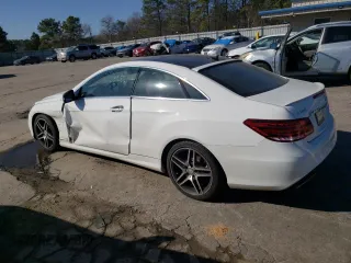 2017 Mercedes-Benz E 400 z VIN WDDKJ6HB8HF361697, wystawiony jako Copart lot #43335175 z przebiegiem 105 160 mil mil oraz Szkoda całkowita • Salvage title. Historia ofert i sprzedaży dostępna na DreamBid. Obrazek 2.