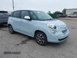 2015 FIAT 500L Easy z VIN ZFBCFABH9FZ033638, wystawiony jako IAAI lot #42268062 z przebiegiem 63 249 mil mil oraz . Historia ofert i sprzedaży dostępna na DreamBid. Obrazek 1.