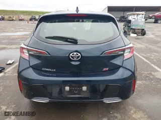 2021 Toyota Corolla Hatchback SE with VIN JTND4MBE8M3107240, listed as a IAAI auction lot 41570554 with 35,583 mi miles. Bid and sale history available at carsss.com. Image 17.