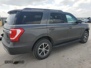 2018 Ford Expedition XLT with VIN 1FMJU1HT1JEA28404, listed as a Copart auction lot 53032535 with 97,462 mi miles and Salvage Title. Bid and sale history available at carsss.com. Image 3.