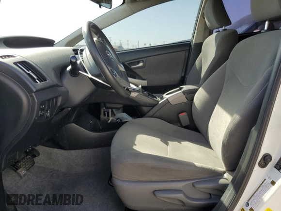 2014 Toyota Prius Four z VIN JTDKN3DU6E1750058, wystawiony jako Copart lot #60431545 z przebiegiem 229 887 mil mil oraz Szkoda całkowita • Salvage title. Historia ofert i sprzedaży dostępna na DreamBid. Obrazek 7.