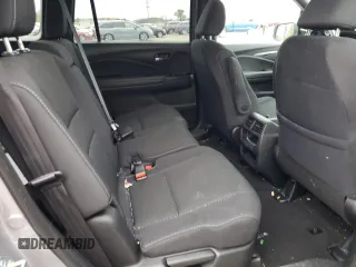 2021 Honda Passport Sport with VIN 5FNYF8H21MB031691, listed as a Copart auction lot 41440845 with 32,366 mi miles and Salvage title. Bid and sale history available at DreamBid. Image 12.