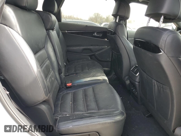 2017 Kia Sorento SX z VIN 5XYPK4A50HG296590, wystawiony jako Copart lot #48971685 z przebiegiem 125 691 mil mil oraz Szkoda całkowita • Salvage title. Historia ofert i sprzedaży dostępna na DreamBid. Obrazek 11.