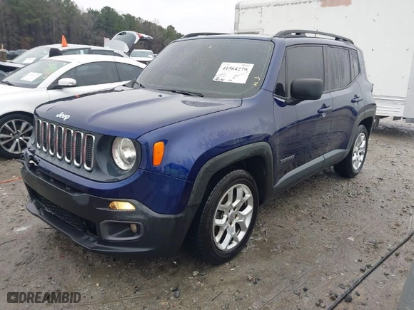 2016 Jeep Renegade Latitude with VIN ZACCJABTXGPE39685, listed as a IAAI auction lot 41564279 with 218,915 mi miles. Bid and sale history available at carsss.com. Image 2.