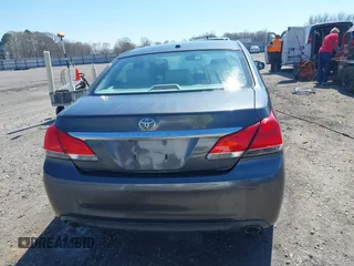 2012 Toyota Avalon z VIN 4T1BK3DB3CU440836, wystawiony jako IAAI lot #41816750 z przebiegiem 149 593 mil mil oraz . Historia ofert i sprzedaży dostępna na DreamBid. Obrazek 16.