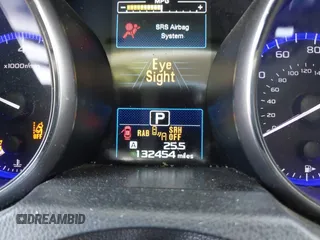 2018 Subaru Outback Limited с VIN 4S4BSANC8J3225726, выставлен на аукционе IAAI как лот 42227888 с пробегом 132 454 миль миль и . История ставок и продаж доступна на DreamBid. Изображение 16.