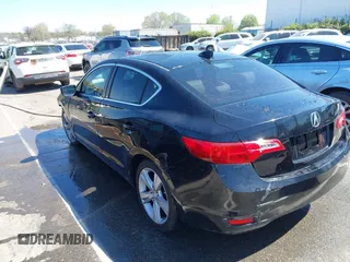2013 Acura ILX Premium Pkg with VIN 19VDE1F51DE002485, listed as a IAAI auction lot 41897422 with 234,597 mi miles. Bid and sale history available at carsss.com. Image 3.