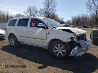 2008 Chrysler Aspen Limited z VIN 1A8HW58NX8F142131, wystawiony jako Copart lot #52396535 z przebiegiem Nie podano mil oraz Szkoda całkowita • Salvage title. Historia ofert i sprzedaży dostępna na DreamBid. Obrazek 4.