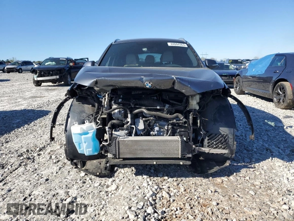 2018 BMW X1 xDrive28i with VIN WBXHT3C34J5K30584, listed as a Copart auction lot 44604363 with 42,208 mi miles. Bid and sale history available at carsss.com. Image 5.