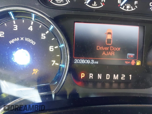 2011 Ford F-150 XL with VIN 1FTEX1CM0BFD22126, listed as a IAAI auction lot 41446817 with 202,609 mi miles and . Bid and sale history available at DreamBid. Image 15.