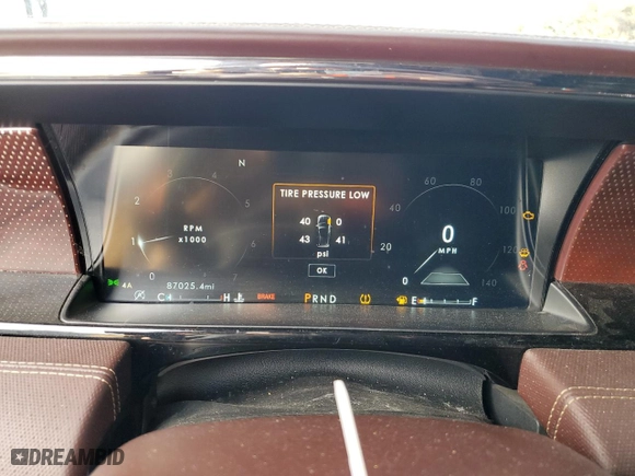 2019 Lincoln Navigator L Black Label with VIN 5LMJJ3TT5KEL18249, listed as a Copart auction lot 44564145 with 87,025 mi miles and Salvage Title. Bid and sale history available at carsss.com. Image 9.
