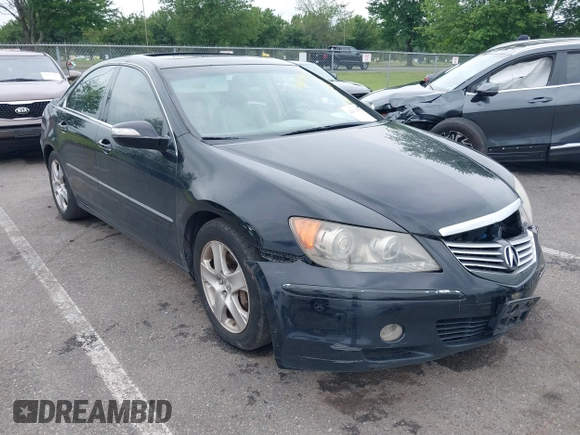 2005 Acura RL with VIN JH4KB16555C015724, listed as a IAAI auction lot 42634598 with 241,510 mi miles and . Bid and sale history available at DreamBid. Image 1.