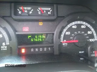 2013 Ford Econoline Cargo Super Duty Commercial с VIN 1FTDS3EL3DDB18106, выставлен на аукционе IAAI как лот 42483453 с пробегом 67 626 миль миль и . История ставок и продаж доступна на DreamBid. Изображение 15.