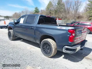 2019 Chevrolet Silverado 1500 LT with VIN 1GCPYDEKXKZ394243, listed as a IAAI auction lot 41821628 with 1 mi miles. Bid and sale history available at carsss.com. Image 3.