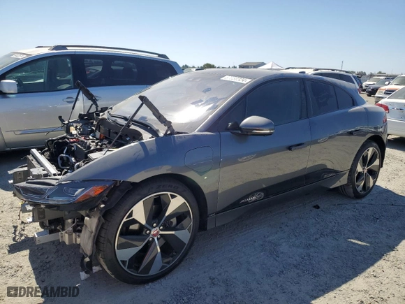 2019 Jaguar I-PACE HSE with VIN SADHD2S19K1F63657, listed as a Copart auction lot 57858324 with 67,648 mi miles and Salvage Title. Bid and sale history available at carsss.com. Image 1.