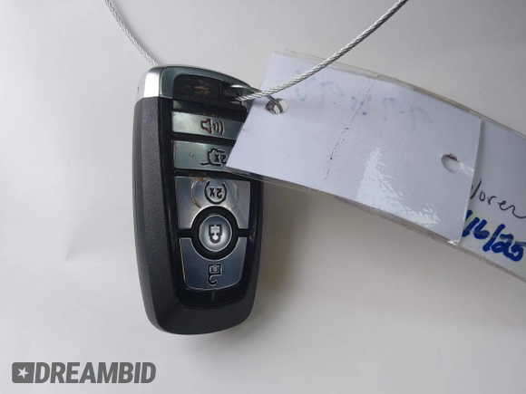 2020 Ford Explorer XLT z VIN 1FMSK8DH4LGB25267, wystawiony jako IAAI lot #42092228 z przebiegiem 105 532 mil mil oraz . Historia ofert i sprzedaży dostępna na DreamBid. Obrazek 11.
