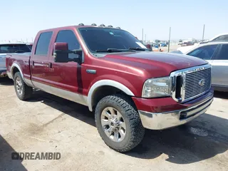 2006 Ford Super Duty F-250 XL with VIN 1FTSW21P76EC78212, listed as a IAAI auction lot 42076006 with 267,848 mi miles. Bid and sale history available at carsss.com. Image 1.