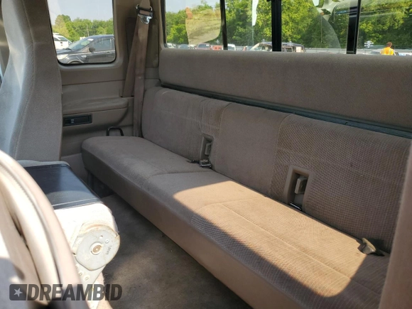 1996 Ford F-150 с VIN 1FTEX14N8TKA24018, выставлен на аукционе Copart как лот 60448735 с пробегом 190 573 миль миль и Списание • Salvage title. История ставок и продаж доступна на DreamBid. Изображение 10.