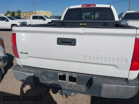 2016 Toyota Tundra 4WD Truck SR with VIN 5TFUW5F1XGX539529, listed as a IAAI auction lot 42044488 with 271,734 mi miles. Bid and sale history available at carsss.com. Image 15.