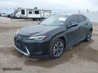 2019 Lexus UX with VIN JTHY3JBH8K2013667, listed as a IAAI auction lot 41635062 with 75,863 mi miles. Bid and sale history available at carsss.com. Image 2.