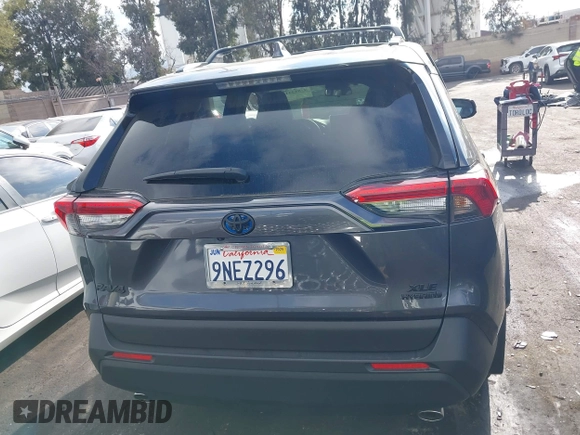 2024 Toyota RAV4 Hybrid XLE Premium with VIN JTMB6RFV2RD138594, listed as a IAAI auction lot 41885310 with 12,330 mi miles. Bid and sale history available at carsss.com. Image 17.