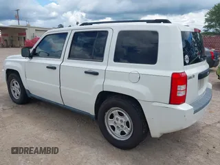 2009 Jeep Patriot Sport with VIN 1J4FT28AX9D194756, listed as a IAAI auction lot 42234357 with 179,873 mi miles and . Bid and sale history available at DreamBid. Image 3.