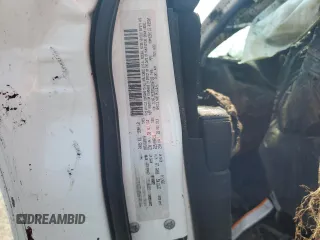 2016 Jeep Cherokee Altitude z VIN 1C4PJMCB7GW218718, wystawiony jako Copart lot #59789355 z przebiegiem Nie podano mil oraz Nie do naprawy • Non repairable. Historia ofert i sprzedaży dostępna na DreamBid. Obrazek 13.