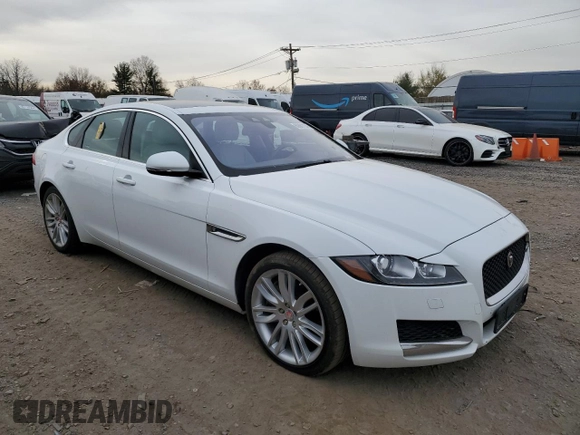 2016 Jaguar XF 35t Prestige with VIN SAJBK4BV6GCY18412, listed as a Copart auction lot 80881134 with 91,657 mi miles and Clean Title. Bid and sale history available at carsss.com. Image 4.