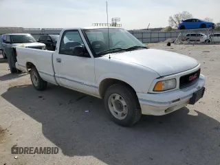 1996 GMC Sonoma with VIN 1GTCS144XT8504023, listed as a Copart auction lot 50996815 with 116,670 mi miles and Salvage Title. Bid and sale history available at carsss.com. Image 4.