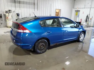 2013 Honda Insight with VIN JHMZE2H33DS005253, listed as a Copart auction lot 88088245 with 179,041 mi miles and Salvage title. Bid and sale history available at DreamBid. Image 3.