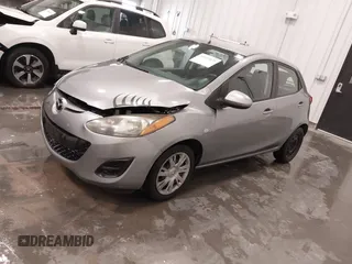 2014 Mazda 2 Sport with VIN JM1DE1KY3E0174566, listed as a IAAI auction lot 41973075 with 126,772 mi miles. Bid and sale history available at carsss.com. Image 2.